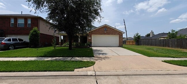 Primary Photo - 11727 Forest Wind Ln