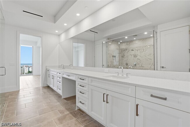Building Photo - 4810 Pelican Colony Blvd