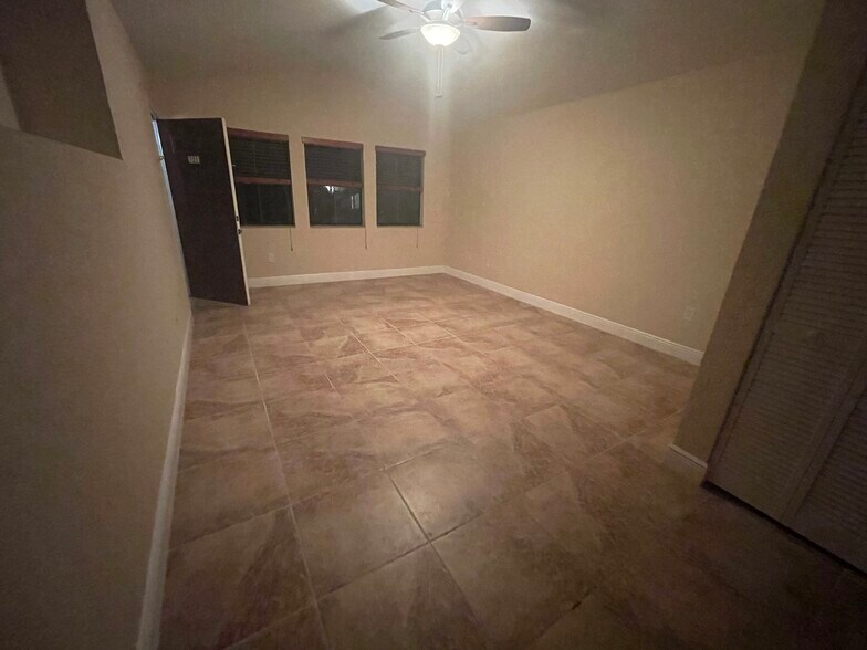 Primary Photo - 10440 SW 156th Ct