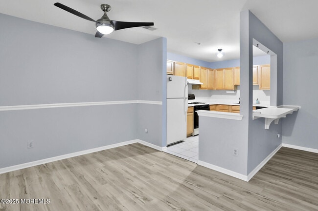 Building Photo - 502 Wedgewood Cir