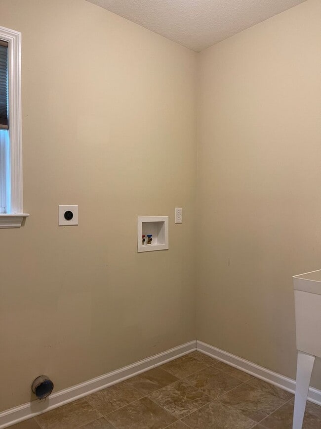 Building Photo - Super Sugarberry