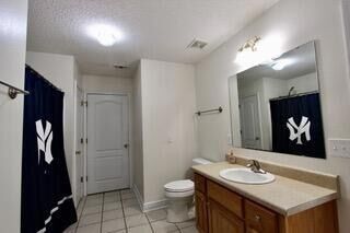 Building Photo - 624 Territory Ln