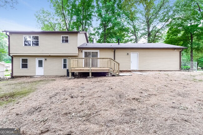 Building Photo - 2830 Botany Dr