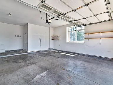 Building Photo - "Charming 4-Bed Oasis with Elegant Hardwoo...