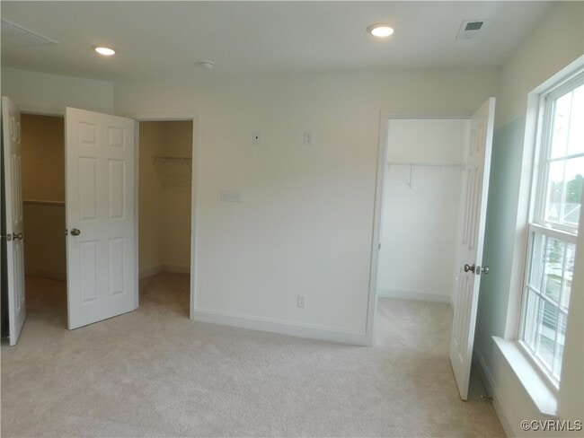 Building Photo - 7004 Leire Ln