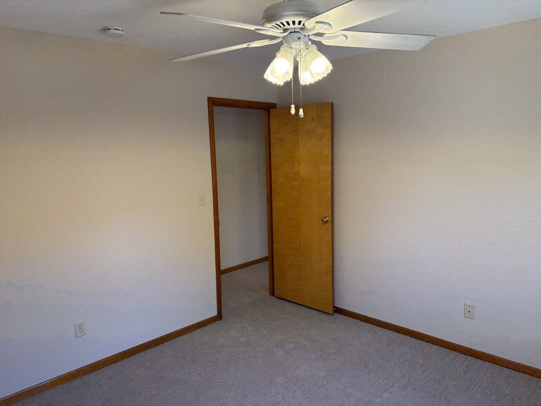 Building Photo - 77 Heald St