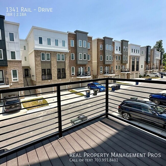 Building Photo - 1341 Rail-Drive