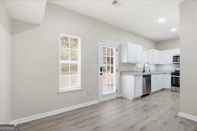 Building Photo - 5630 Lawley Rd