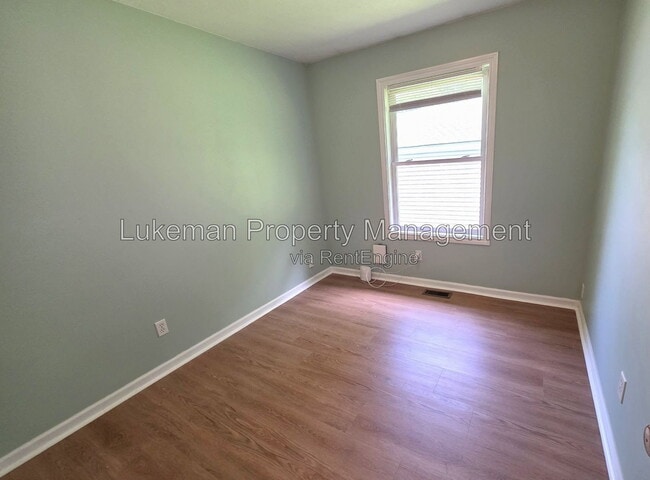 Building Photo - 5635 Monticello Ave