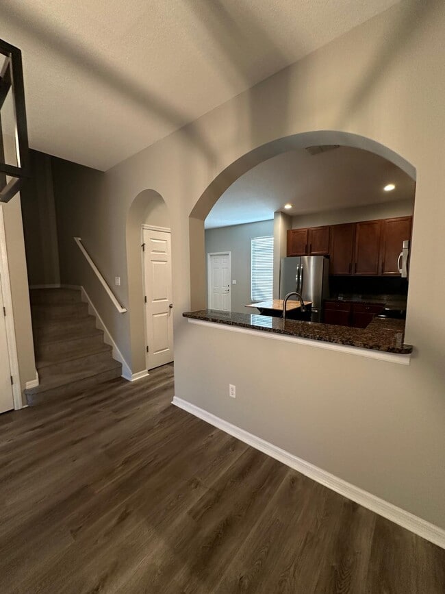 Building Photo - 14170 Oakham St