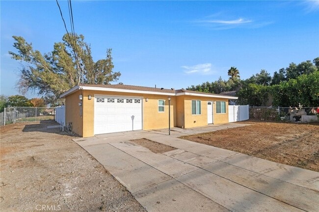 Building Photo - 9219 Colorado Ave