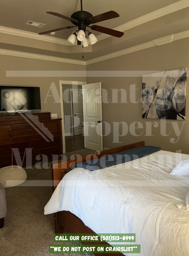 Building Photo - 6005 W W Dr