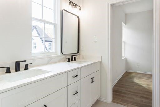 Building Photo - 5508 Oakmont St