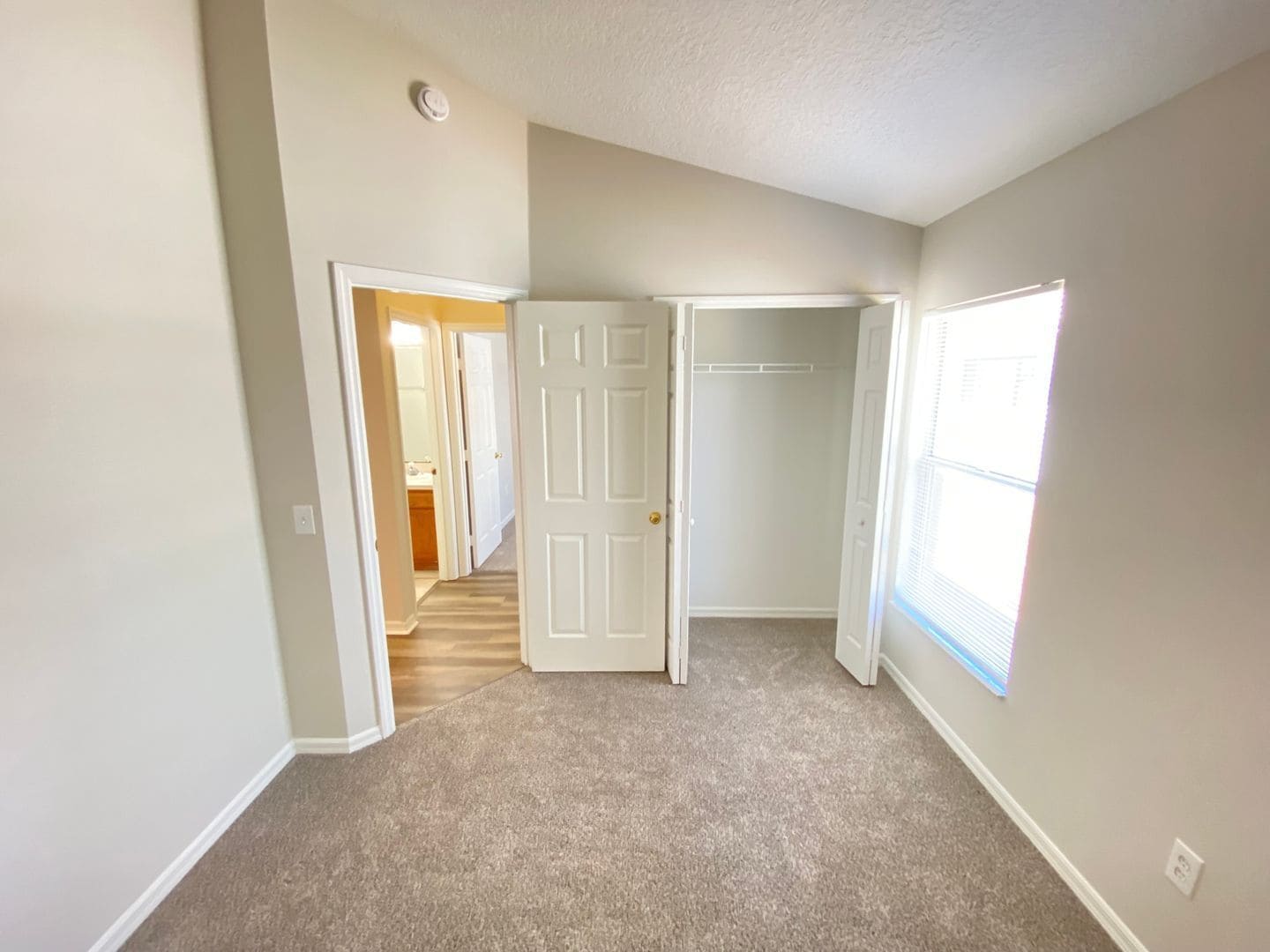 Building Photo - 132 Rose Hill Trail