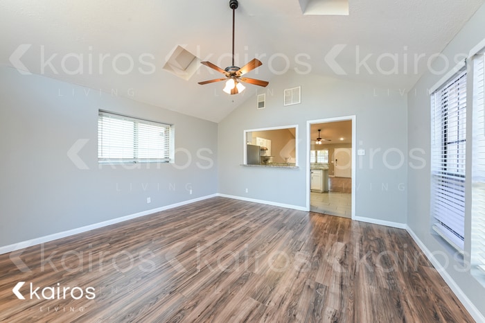 Building Photo - 9807 Tamalpais Dr