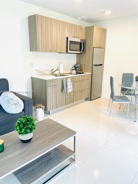 Building Photo - 1419 West Ave