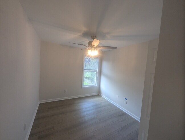 Building Photo - 3 BD Single Family Home Daniel Island