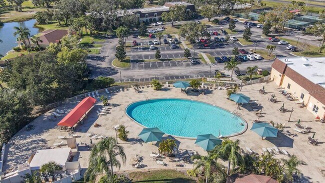 Building Photo - 1802 Bedford Terrace