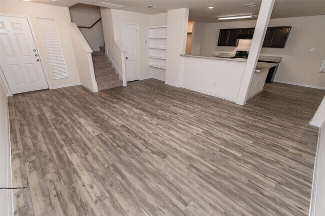 Building Photo - 10203 Piave Drive