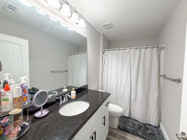 Building Photo - 4578 Red Oak Dr