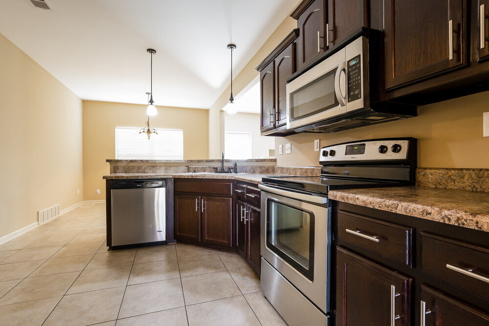 Building Photo - 6057 Vera Ln