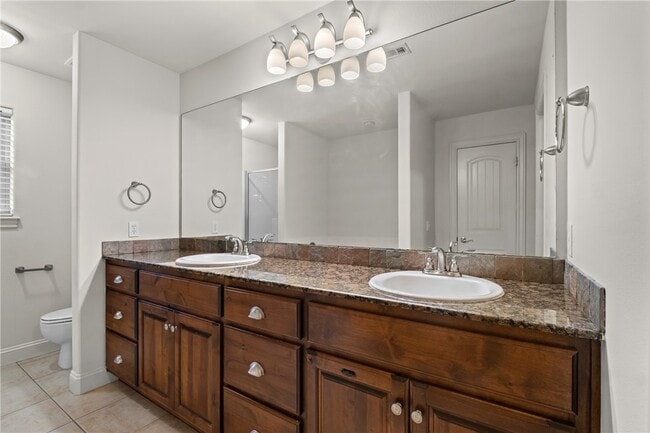 Building Photo - 3806 W Tanyard Dr