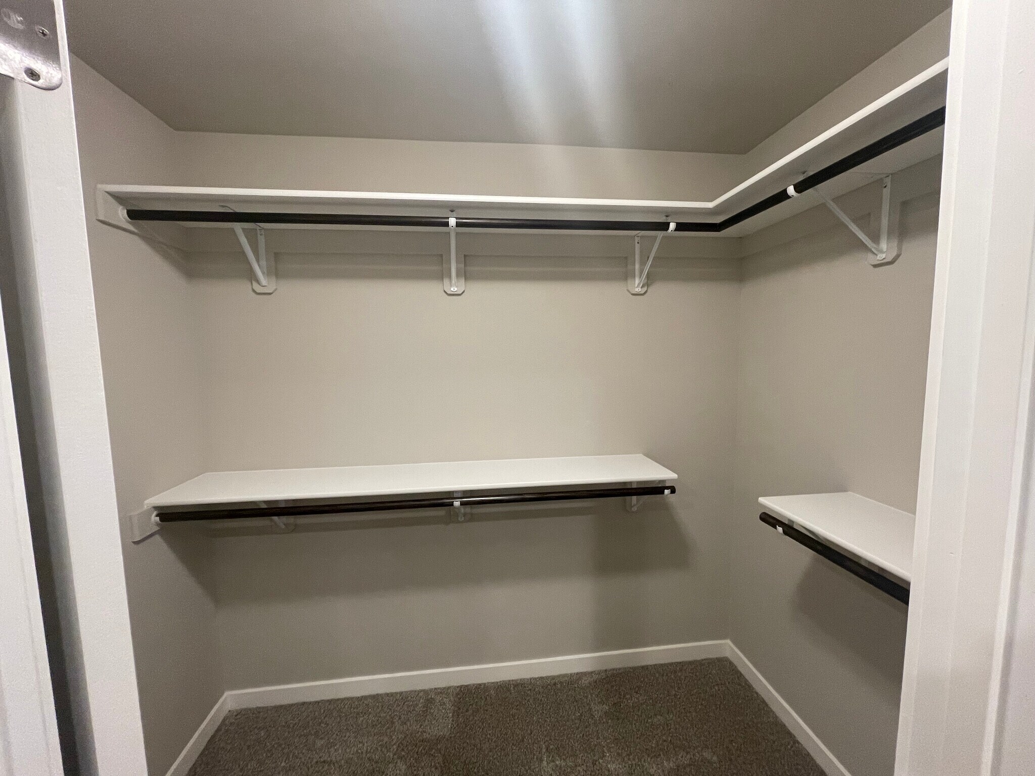 Master Closet - 4885 Arugula Rd