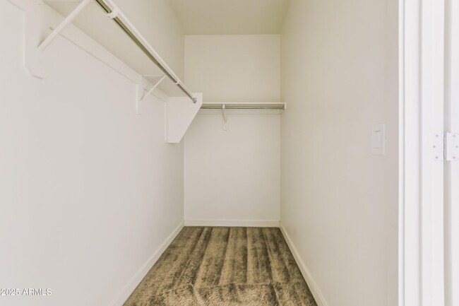 Building Photo - 1119 S Stapley Dr