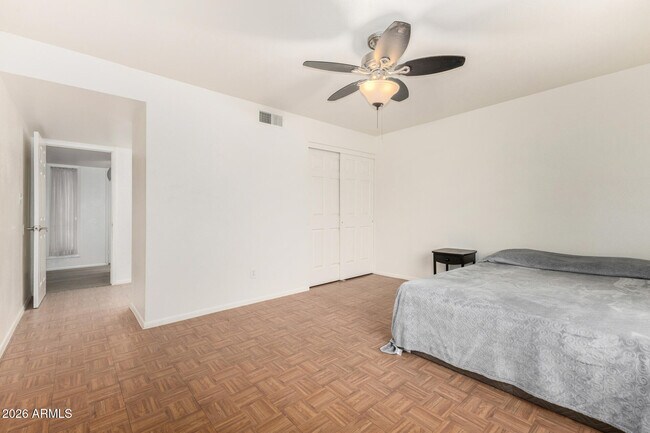 Building Photo - 4439 E Hidalgo Ave