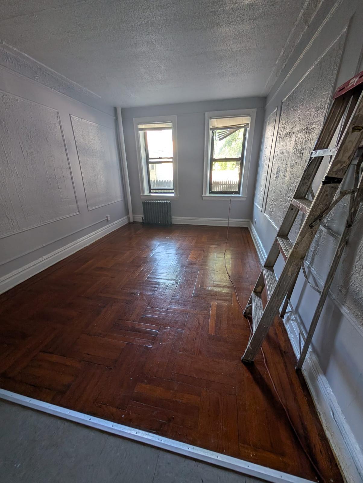 749 Chancellor Ave 103 - 20 Cornell St