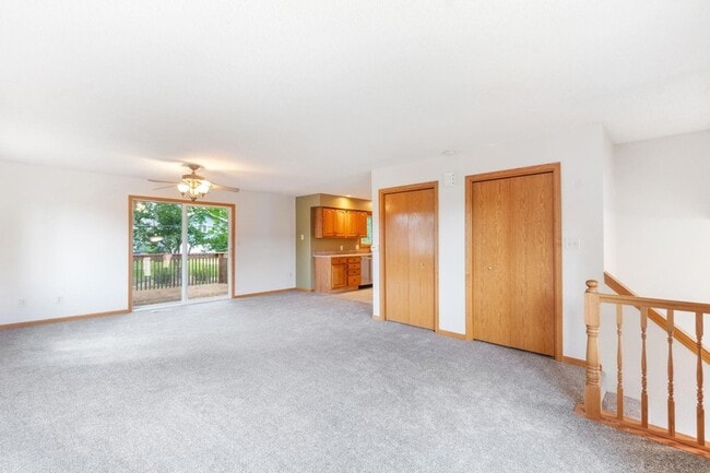 Building Photo - 418 Colby Rd