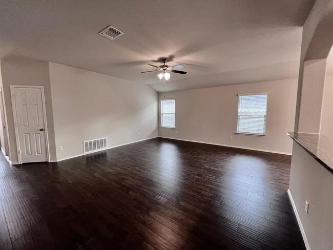 Building Photo - 6320 Dorothy Muree Dr