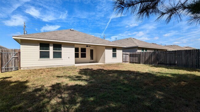 Building Photo - 568 Rd 5138