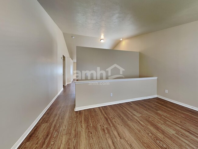 Building Photo - 168 Crystal Bay Dr