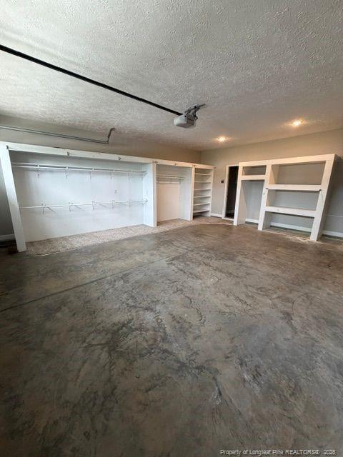 Building Photo - 311 W Oak Pointe Cir