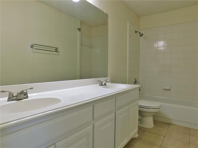 Building Photo - 740 Peco St