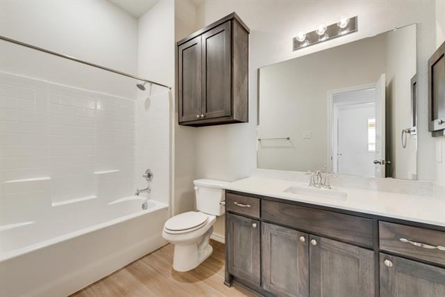 Building Photo - 1711 Wooley Way