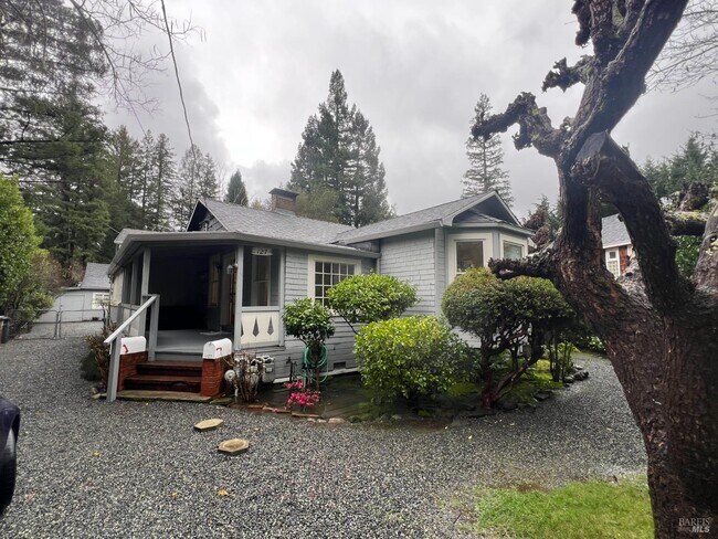 Building Photo - 127 Bolinas Ave