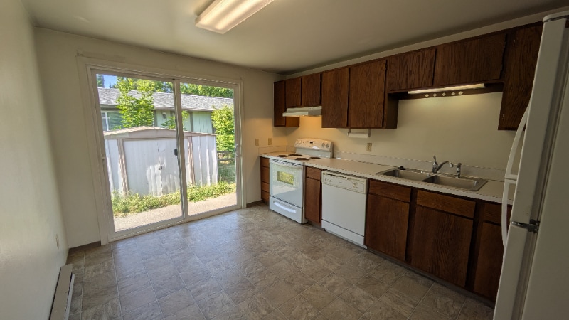 Building Photo - 1243 Hanson Ave