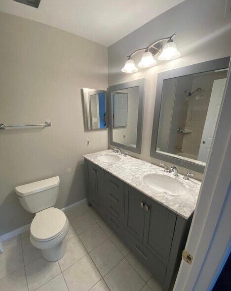 Building Photo - 8503 Gambel Oak Dr