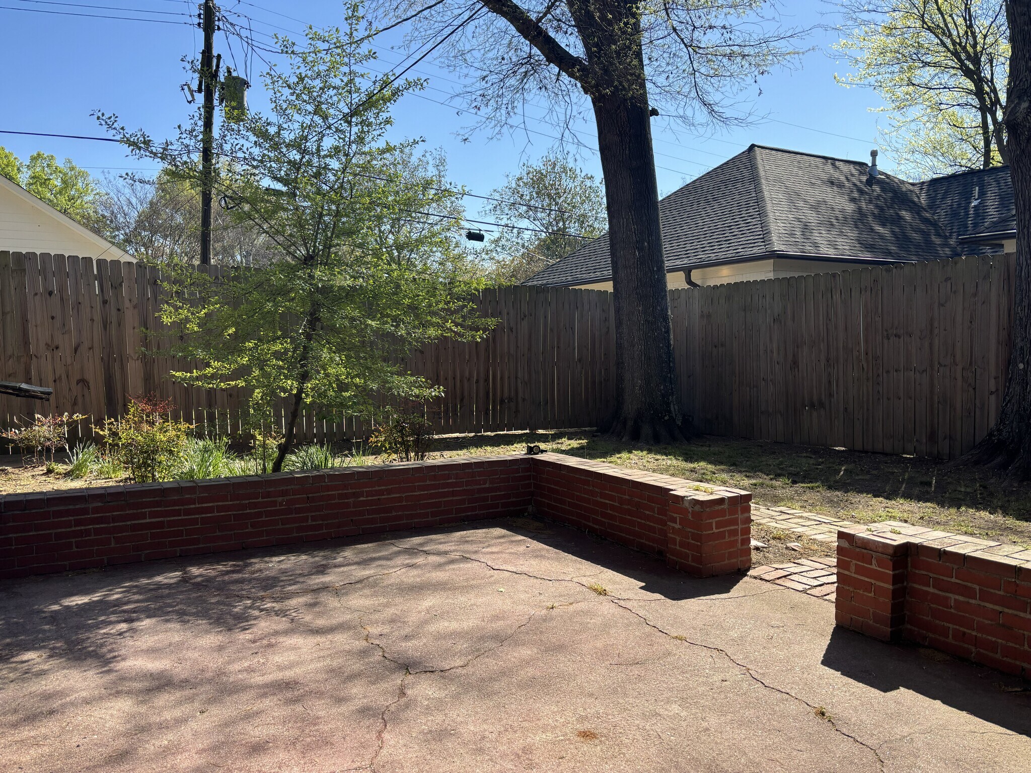 Building Photo - 3659 Highland Park Pl