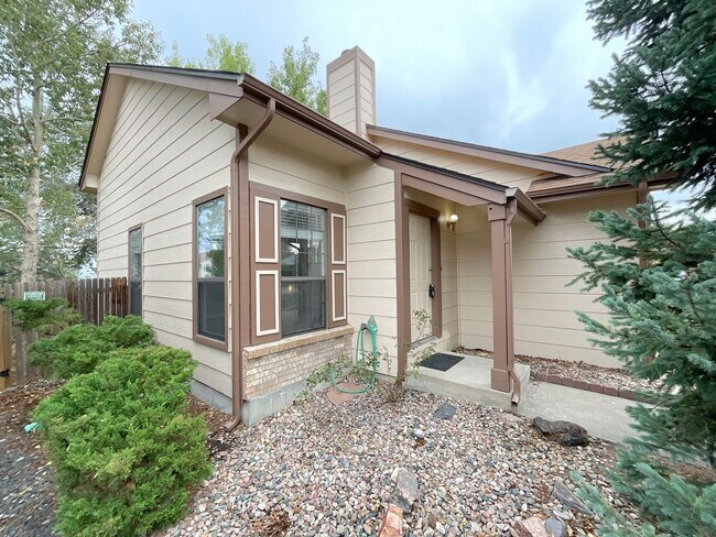 Building Photo - 8214 Steadman Dr