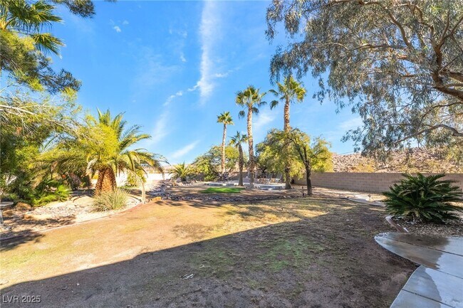 Building Photo - 1256 Sonatina Dr