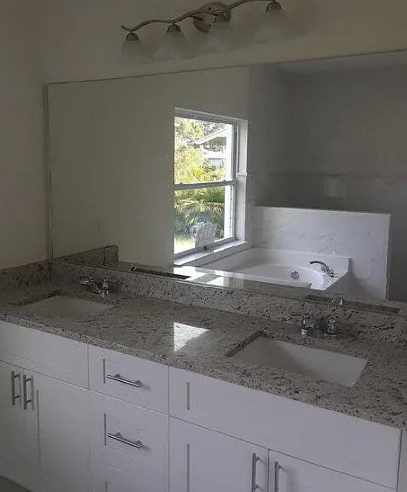 Building Photo - 986 SW College Park Rd