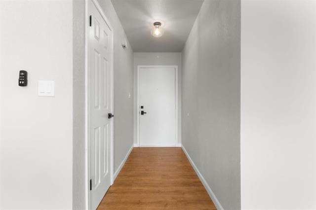 Building Photo - 414 Hallmark Dr