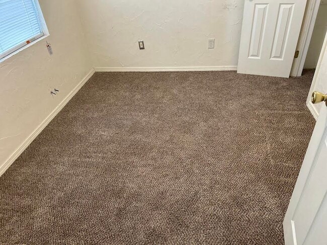 Building Photo - 26601 Primrose Ct