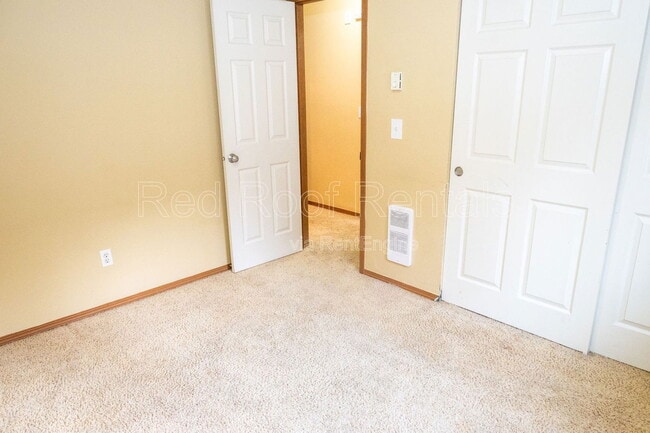 Building Photo - 10512 140th St Ct E