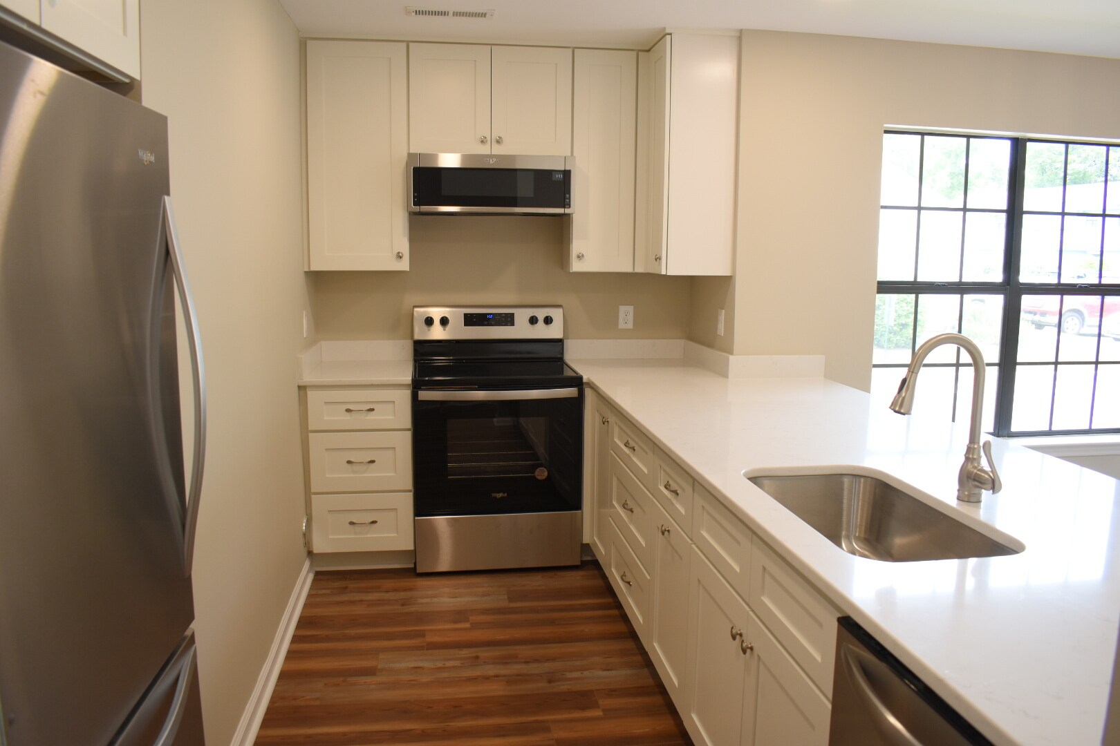 Building Photo - 1731 41st St