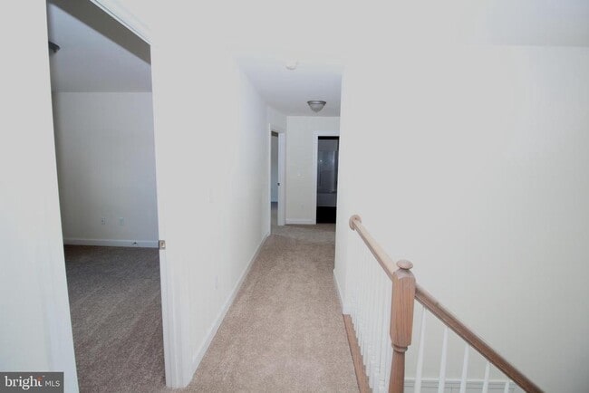 Building Photo - 83 Cherry Blossom Ct