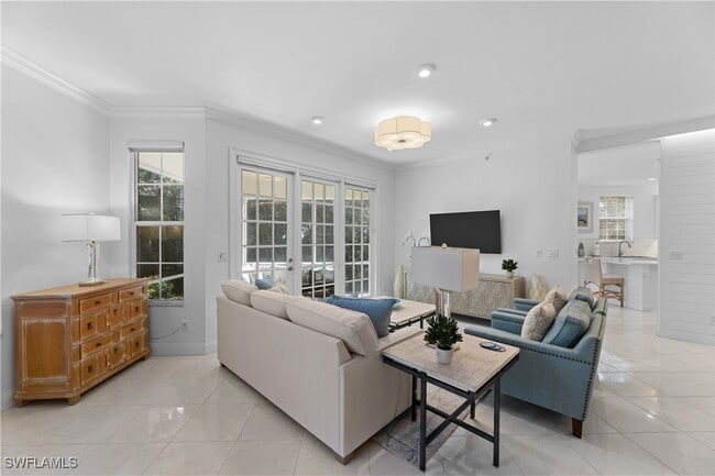 Building Photo - 193 Colonade Cir